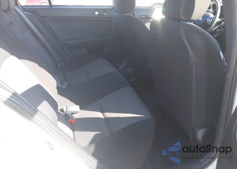 2017 Mitsubishi Lancer Le z USA, uszkodzony, nr VIN JA32U2FU6HU013809